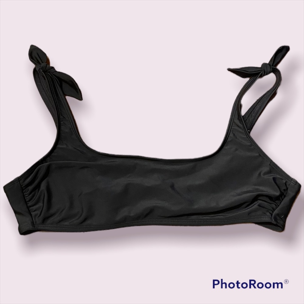 Xhilaration Black Bikini Top. Size XL.